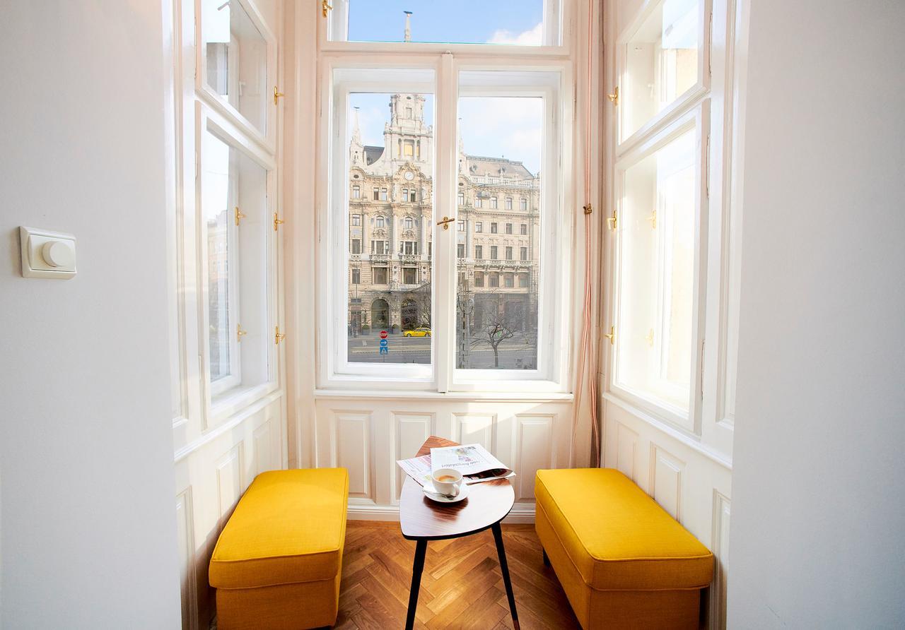 New York Palace View Apartment Budapest Luaran gambar